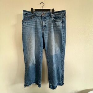 Universal Thread Vintage Straight Medium Blue Ankle Jeans